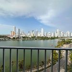 Prime Location: Fully Equipped Loft In El Laguito