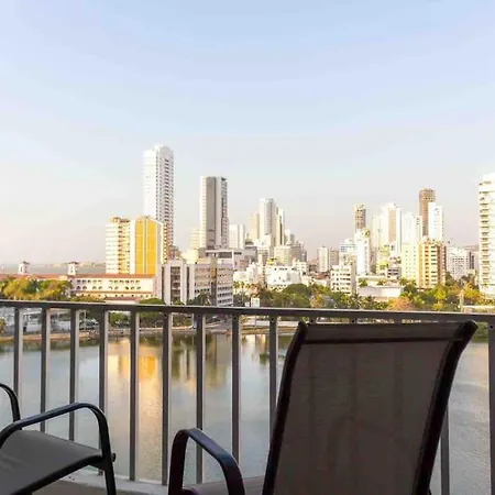 Prime Location: Fully Equipped Loft In El Laguito Apartamento Cartagena